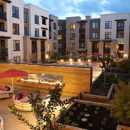 Апартаменты Oakwood Маунтин-Вью Экстерьер фото